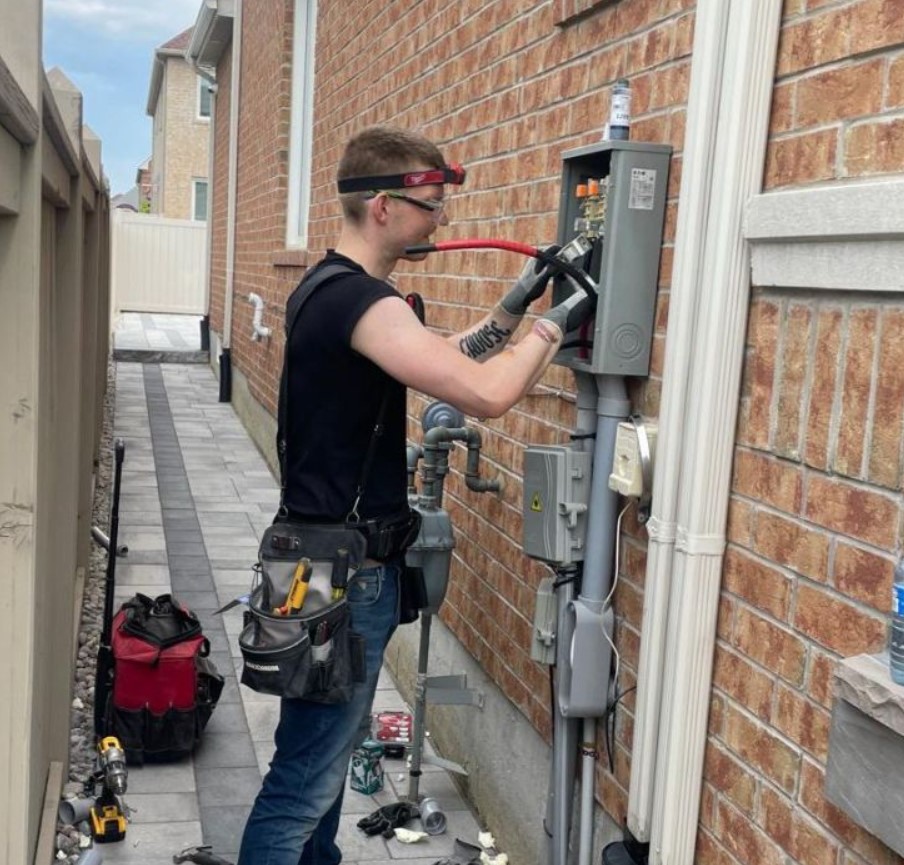 electrician scarborough